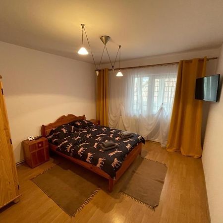 Apartament Zărneşti Exterior foto