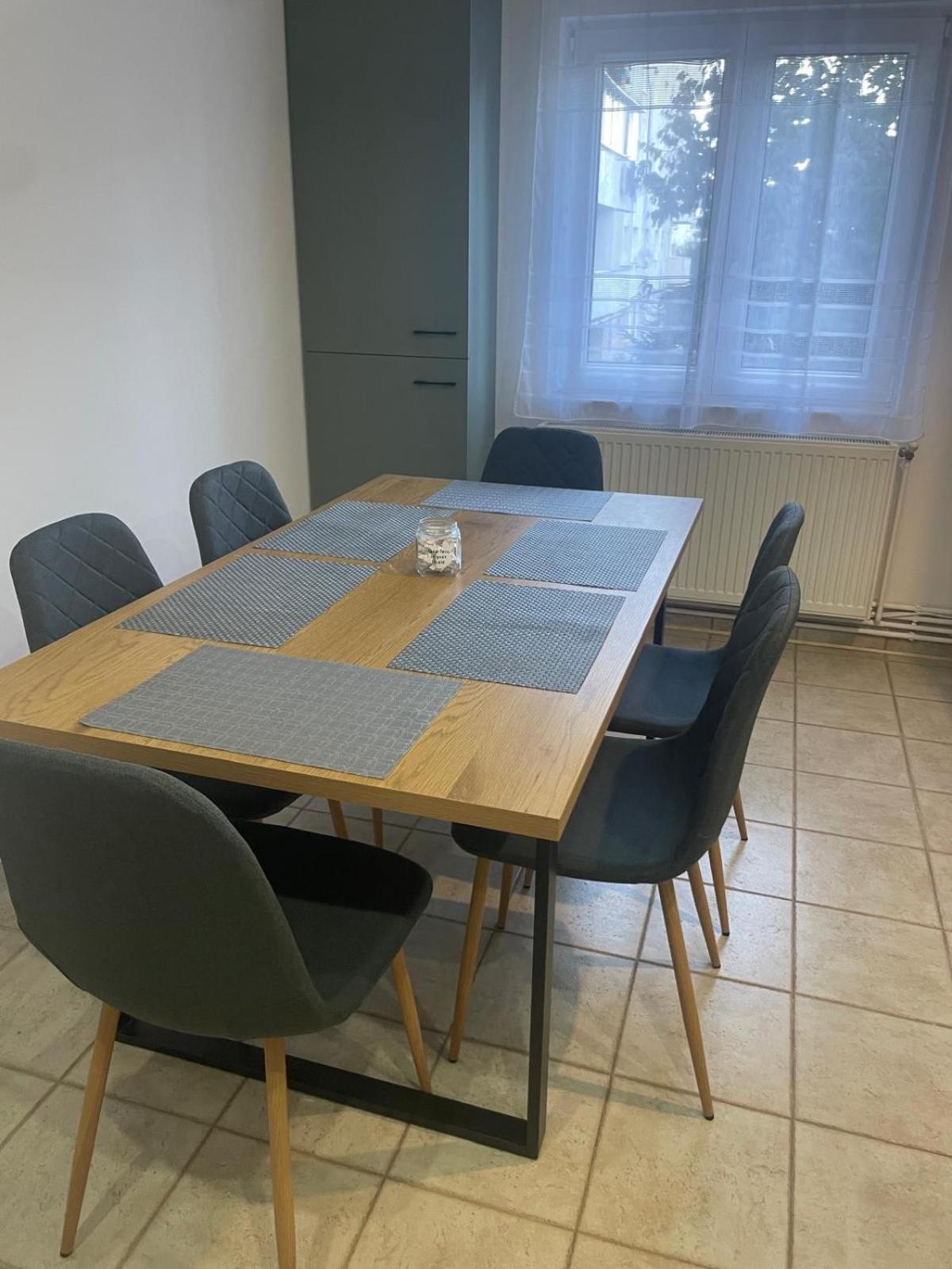 Apartament Zărneşti Exterior foto
